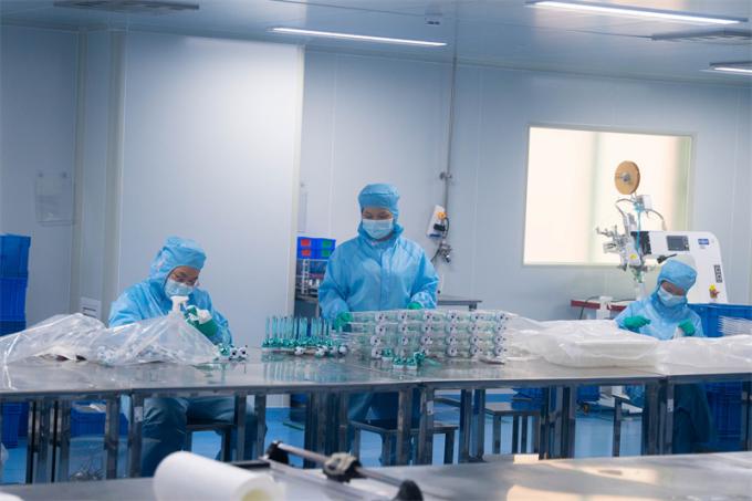 CE / ISO ได้รับการอนุมัติ Trocar แบบใช้แล้วทิ้งพร้อมวัสดุสิ้นเปลืองในการผ่าตัดพลาสติกแบบผ่าทื่อ 7