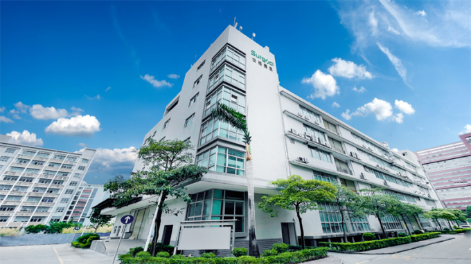 พอร์ตการเข้าถึง Trocar พลาสติกแบบไม่มีวาล์ว 5 มม. สำหรับการใช้งานครั้งเดียวผ่านกล้อง 6